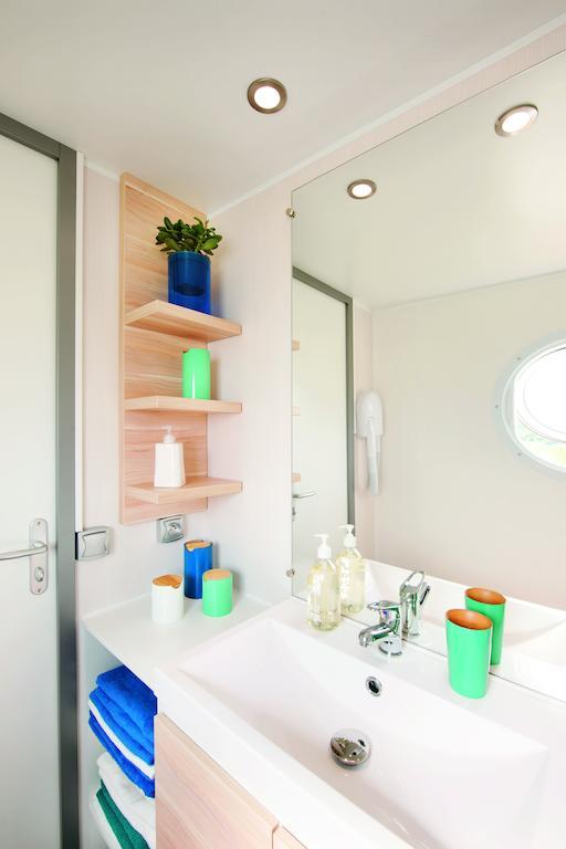 Camping Le Rey Louvie Juzon Værelse billede