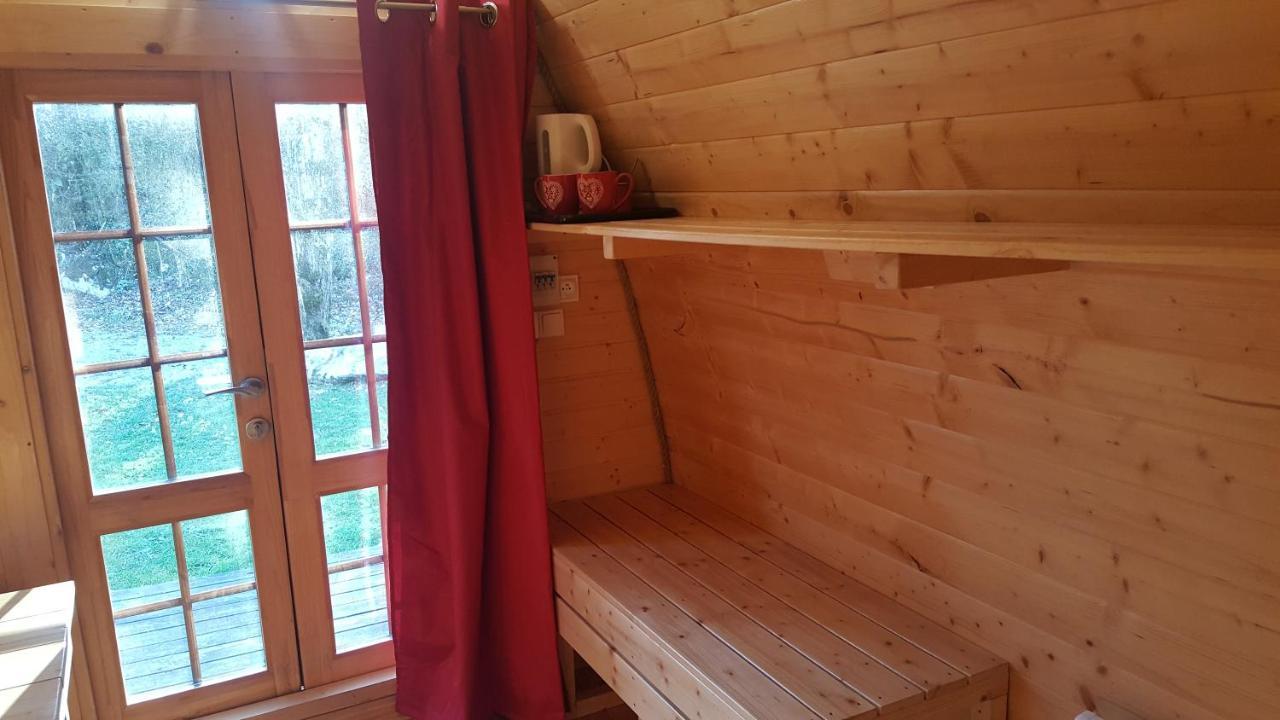 Camping Le Rey Louvie Juzon Eksteriør billede